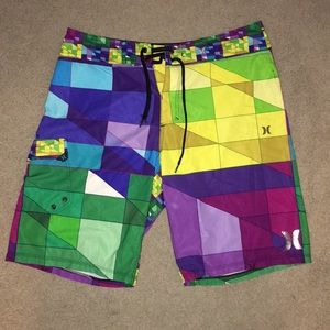 Men’s Hurley Phantom Rainbow Boardshorts RARE 33